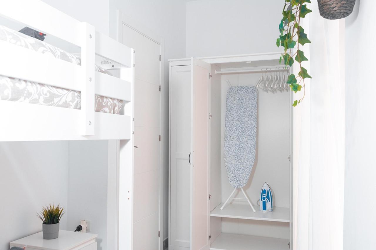 Apartamento Apt Old Town 3 Bedrooms, 2 Bathrooms, Wifi Sevilla
